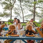 Gattarella Family Puglia- Seaside And With Premium Half-board A La Carte Szálloda 4*
