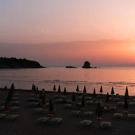 Gattarella Family Puglia- Seaside And With Premium Half-board A La Carte 4* Vieste
